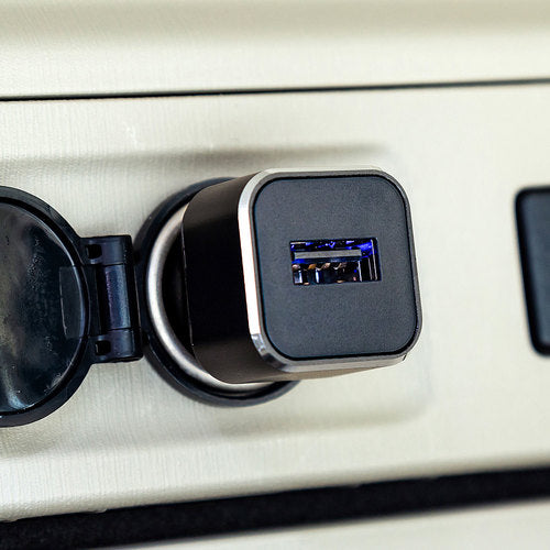 ＳＡＮＷＡ　カーチャージャー（１ポート・２．４Ａ）　CAR-CHR73U　1 個