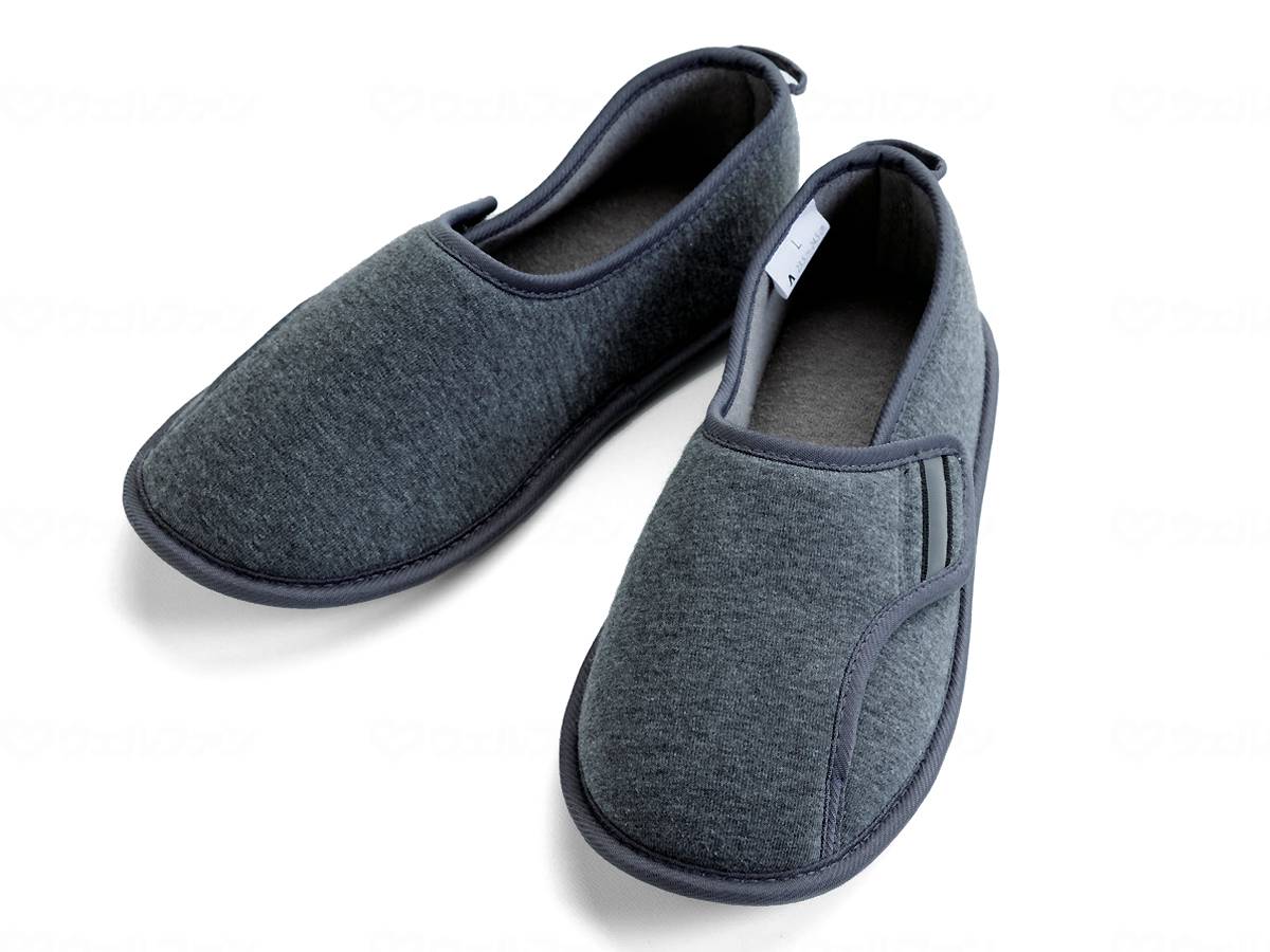 徳武産業防災ﾙｰﾑｼｭｰｽﾞ ｸﾞﾚｰ 3L