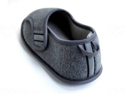 徳武産業防災ﾙｰﾑｼｭｰｽﾞ ｸﾞﾚｰ L