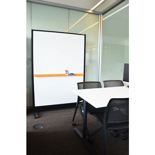 ＴＲＵＳＣＯ　パーテーションホワイトボード　Ｗ９００×Ｈ１８００　TWB0918DSK-BK　1 台