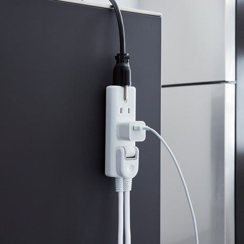 エレコム　磁石タップ　４個口（内３ピン１）　１ｍ　ホワイト　T-KM01-2410WH　1 個