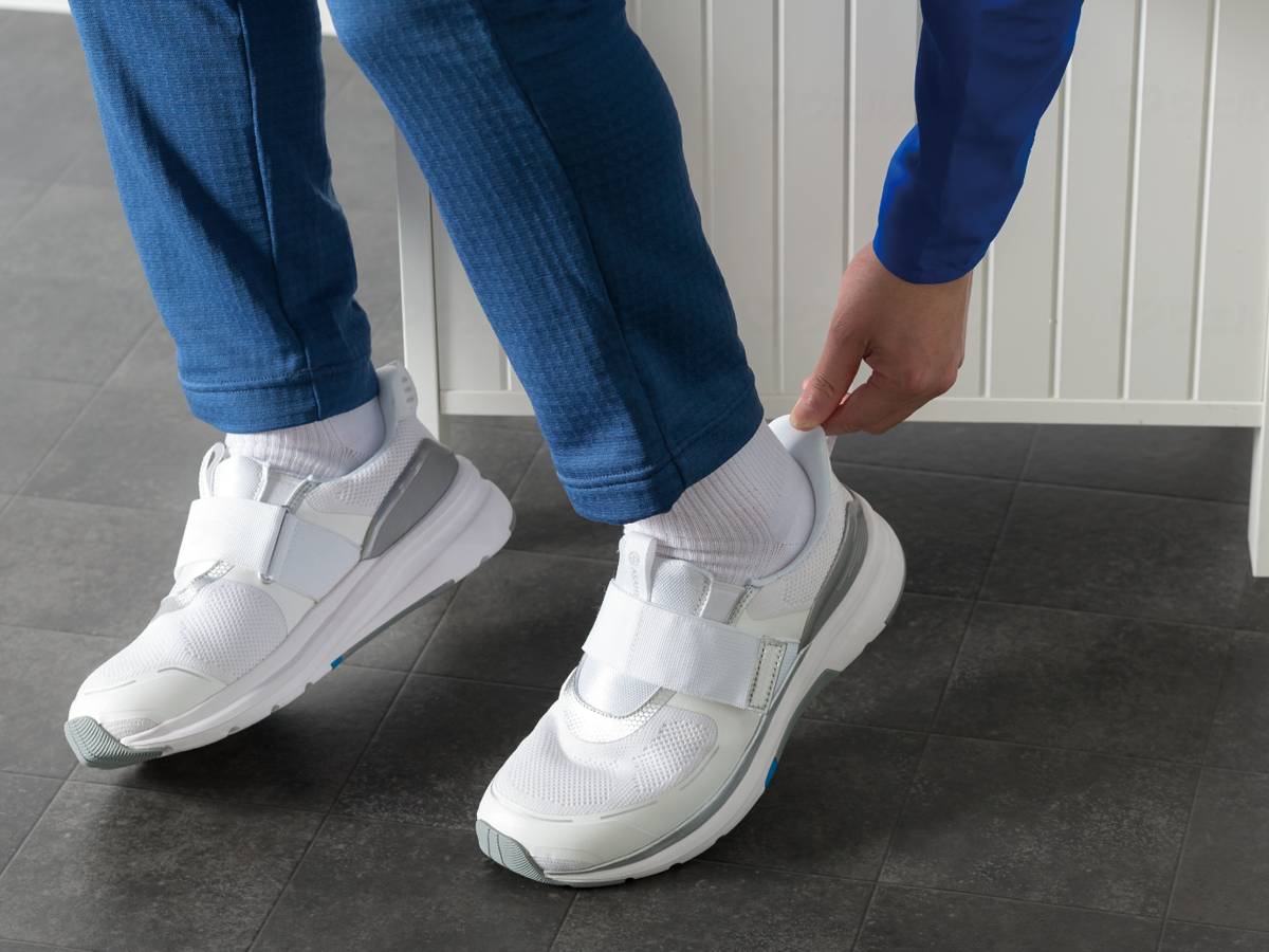 アサヒシューズｱｻﾋﾌｯﾄｹｱ002 ﾎﾜｲﾄ 24.0