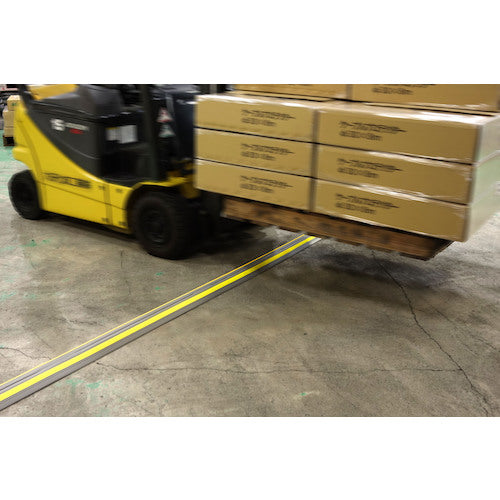 오켄 케이블 프로텍터 2 30x8M 그레이(황색 라인들이) CP2-30X8MGY 1개