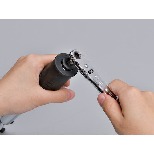 ＫＴＣ　１２．７ｓｑ．プレロック型トルクレンチ（プレセット形）　トルク調整範囲４０〜２００Ｎ・ｍ　全長４３２ｍｍ　GW200-04T　1 本