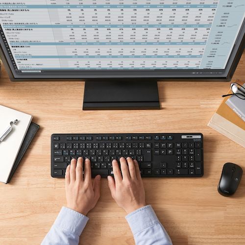 エレコム　Ｂｌｕｅｔｏｏｔｈフルキーボード　薄型　メンブレン式　抗菌　マルチペアリング対応　ブラック　TK-FBM120KBK　1 個