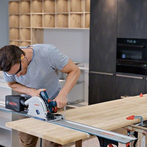 ボッシュ　コードレスプランジ丸のこ　GKT18V-52GCH　1 台