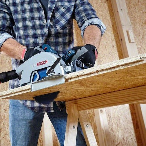 ボッシュ　コードレス丸のこ　GKS18V-68GCH　1 台