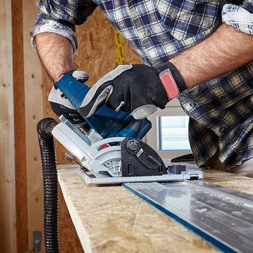 ボッシュ　コードレス丸のこ　GKS18V-68GCH　1 台