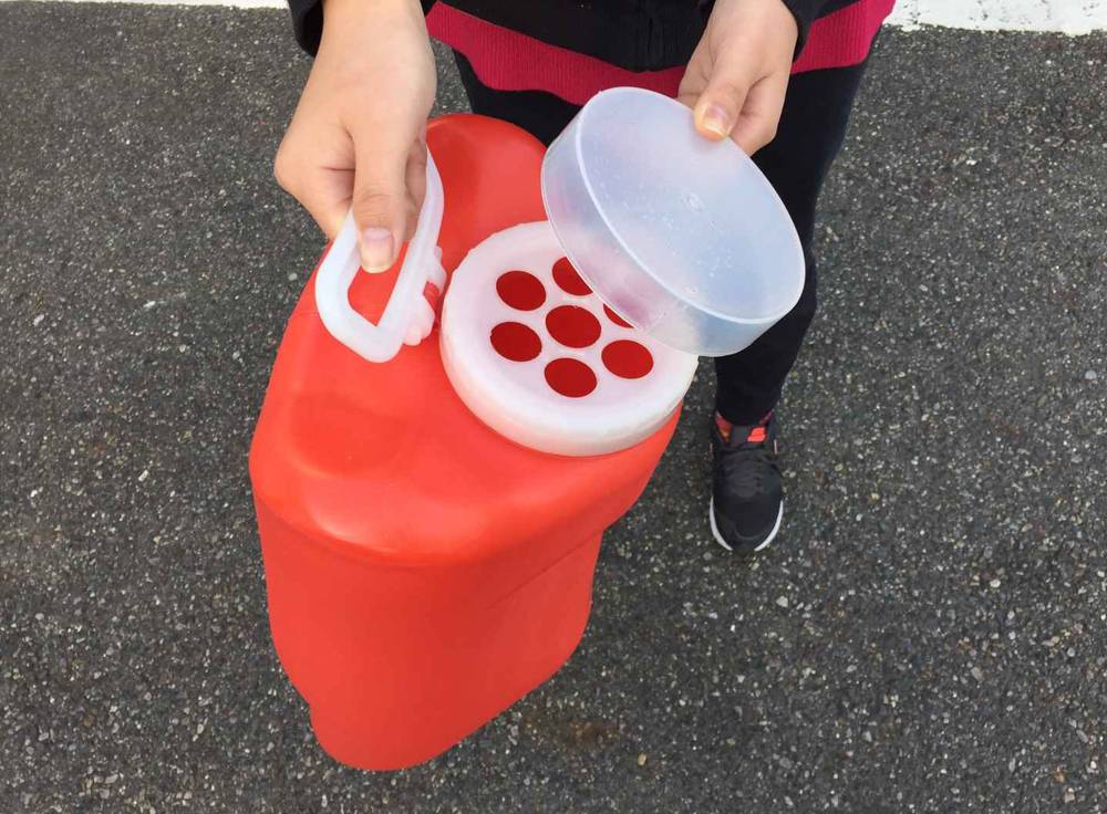 ﾀﾝｹﾞｶｶﾞｸｺｳｷﾞｮｳ消火投水 ﾚｯﾄﾞ 8L