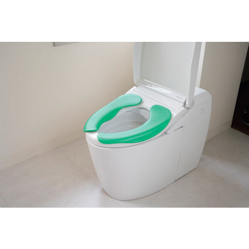 オカ　拭けるらくらく便座クッション　グリーン　29452　1 組