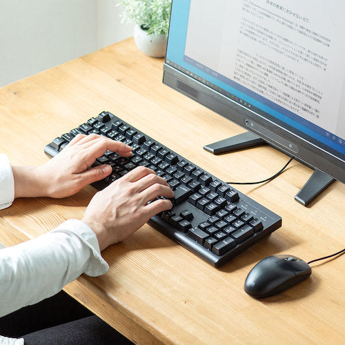 ＳＡＮＷＡ　日本語１０９キーボード　抗菌防水防塵タイプ　SKB-BS6BK　1 個