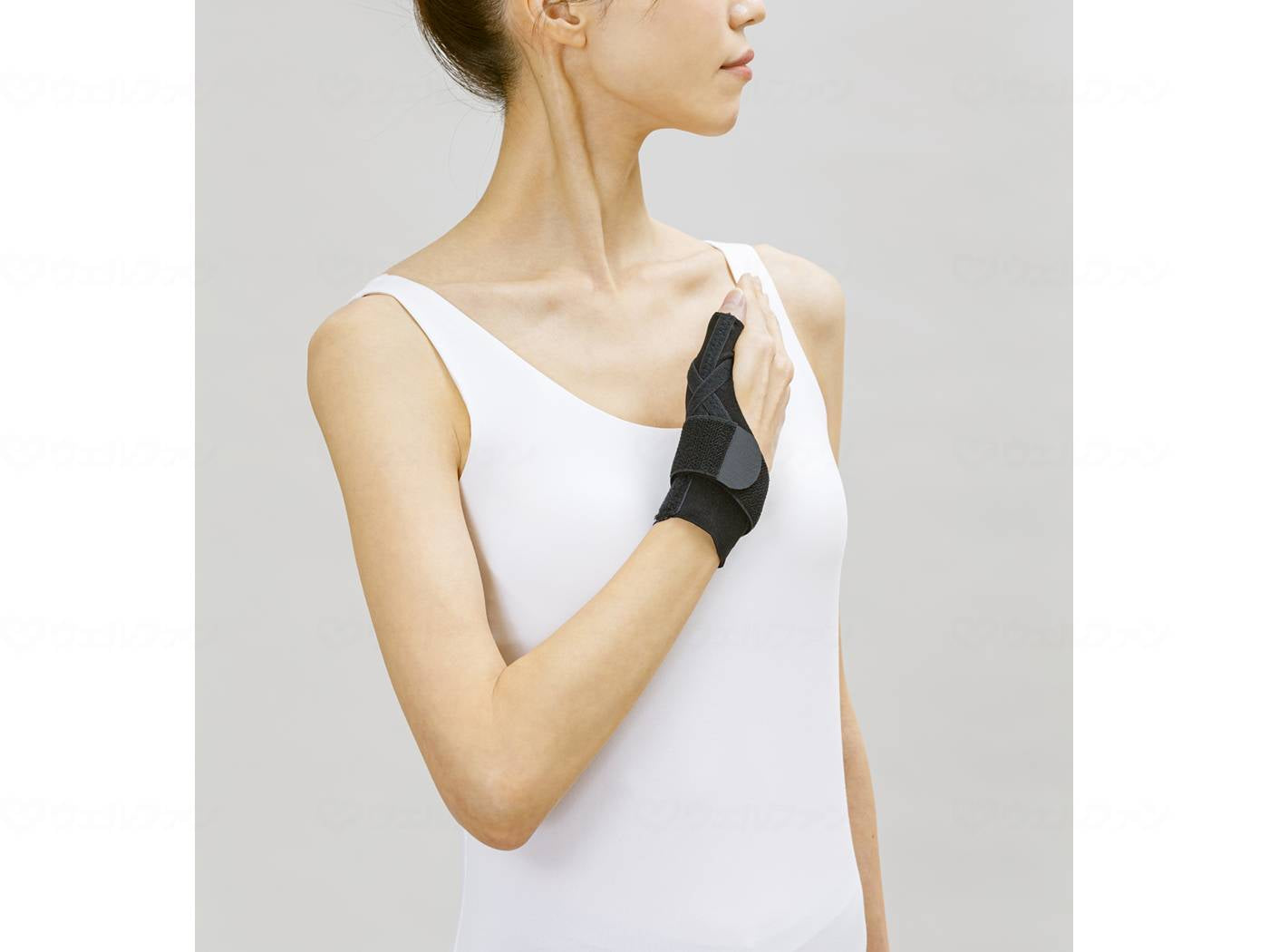 Nakayamashiki Industries Nakayamashiki Thumb/Wrist Taping Supporter Black S