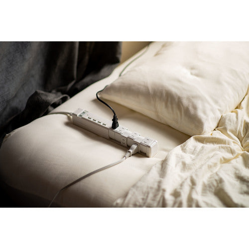 Ｆａｒｇｏ　ＴＡＰＫＩＮＧ　ＵＳＢ　ＡＣ６個口　４．８Ａ　ＵＳＢ４ポート　ホワイト　PT605WH　20 個