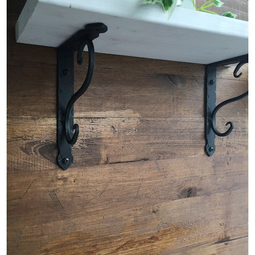 K.G.Y Blacksmith Shelf Bracket 105 x 105 Black KJ-B105 1 piece