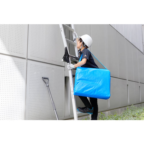 ＴＲＵＳＣＯ　【売切廃番】　肩掛けなので運搬時両手が使えるブルーシートα２５００寸法７．２ｍ×７．２ｍ　BSA25-7272　1 枚