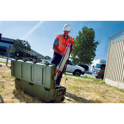 ＰＥＬＩＣＡＮ　ラージケース　１７８０　（フォームなし）黒　１１４０×６４３×４１９　1780NFBK　1 個