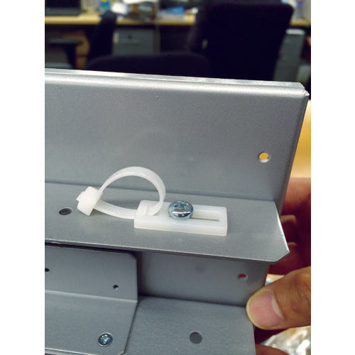 ＰＡＮＤＵＩＴ　ケーブル固定具　タイアンカー　ナチュラル　（１００個入）　TA2-C　1 袋