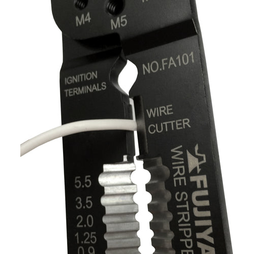 Fujiya All-Purpose Electrician's Pliers 220mm for Insulated Terminals FA101 1 Piece