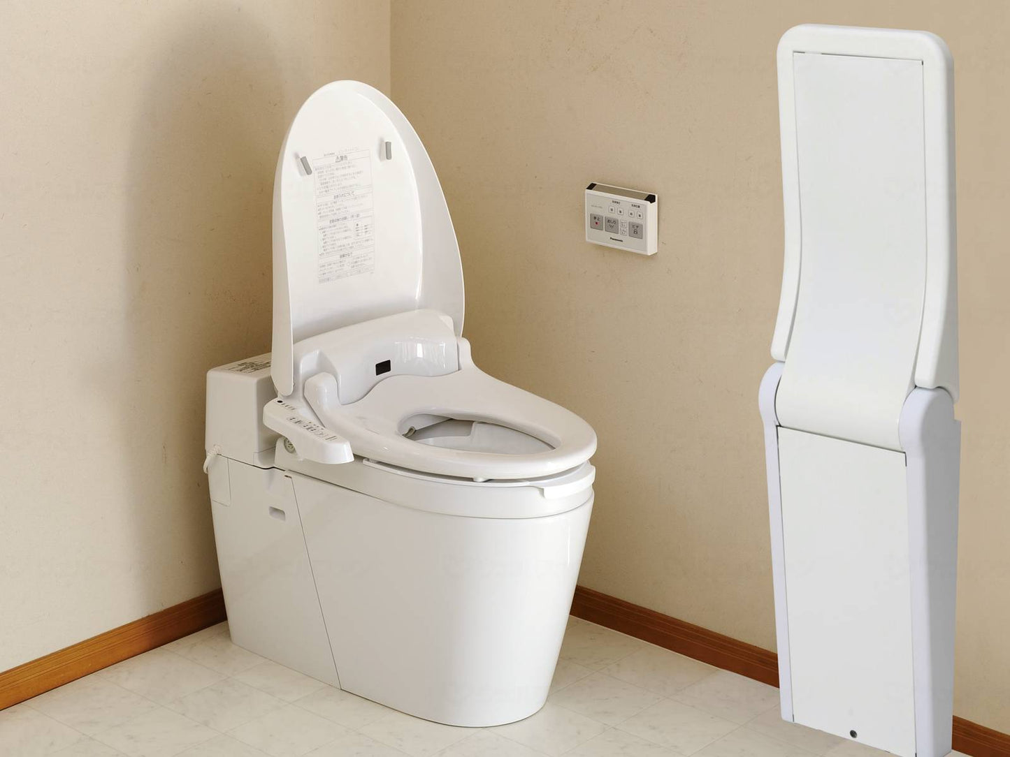 Panasonic Age Free FUN Rest Table α 650