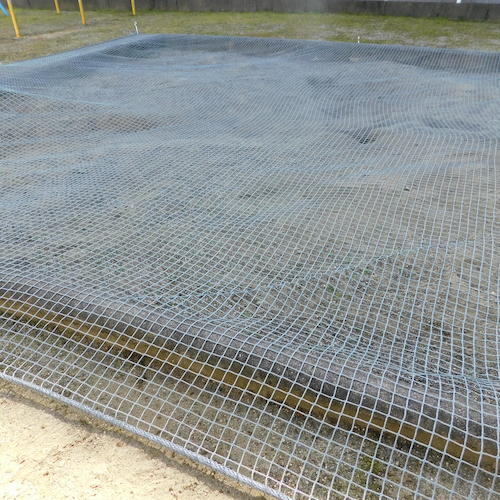 ＴＲＵＳＣＯ　多目的ネット　目合２５ｍｍ　幅３．６ｍＸ長さ３．６ｍ　シルバー　TNS25-3636SV　1 枚