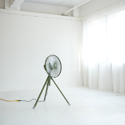 ＴＲＵＳＣＯ　全閉式工場扇ルフトハーフェンスタンドタイプ　アルミハネ　ブラック　TFLHA-45S-BK　1 台