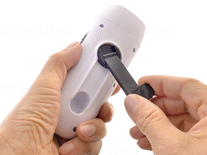 ﾎﾞｳｴｷｽﾏﾎ対応ﾀﾞｲﾅﾓFMﾗｼﾞｵLEDﾗｲﾄ ﾎﾜｲﾄ