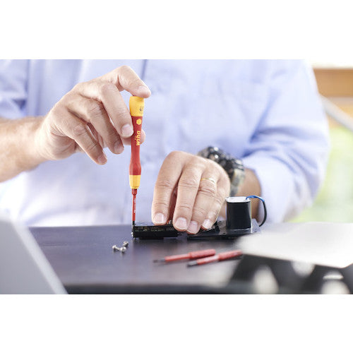 ｗｉｈａ　絶縁スリムバリオ　差替式精密ドライバーホルダ・ビットセット　SB28310401　1 Ｓ