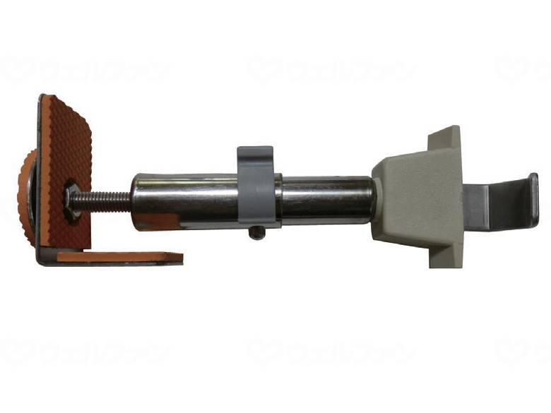 サテライトふくよく　縁でも壁でも突っ張り棒