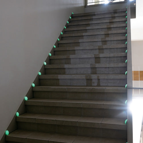 ＫＴＸ　夜間誘導灯　１０年光　　蓄光シリコーン　７５φドーム型枠付き　屋内・屋外用　メンテナンス不要　DMR-N-75YG　1 個