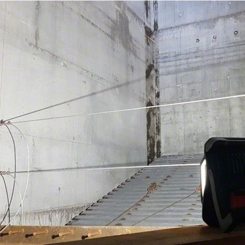 ボッシュ　１８ＶコードレスライトＬＥＤ＋バッテリー充電器セット　GLI18V-10000CSET　1 Ｓ