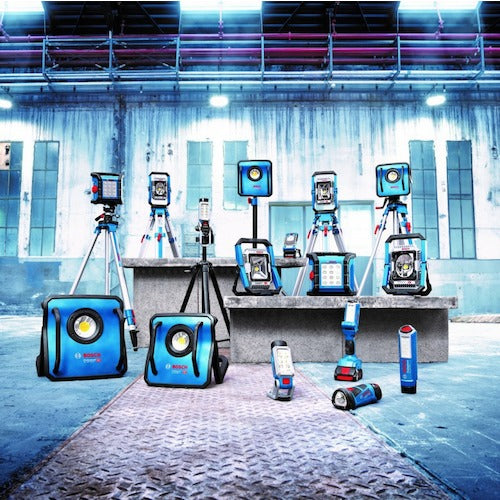 ボッシュ　１８ＶコードレスライトＬＥＤ＋バッテリー充電器セット　GLI18V-10000CSET　1 Ｓ