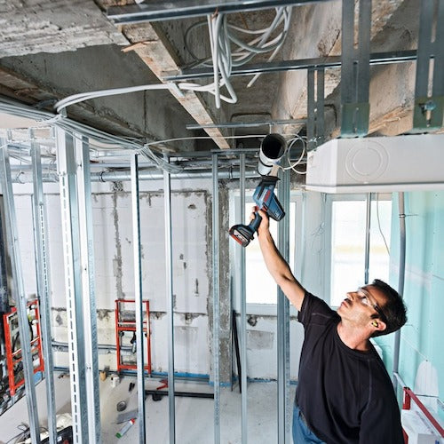 ボッシュ　１８Ｖコードレスセーバーソー＋バッテリー充電器セット　GSA18V-LICHSET　1 Ｓ