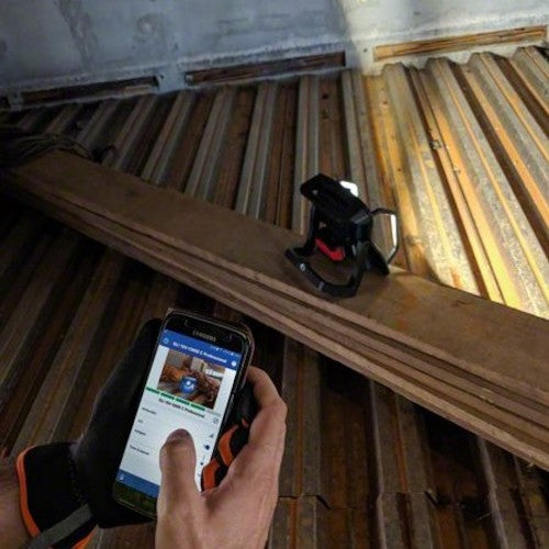 ボッシュ　１８ＶコードレスライトＬＥＤ＋バッテリー充電器セット　GLI18V-4000CSET　1 Ｓ