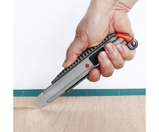 メタルボディカッターナイフL型オートロック　L500GRP 1丁