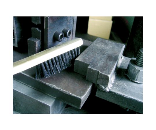 Machine-planted bamboo brush, curved handle, hog bristles, 3 rows, TB-7002, 1 piece