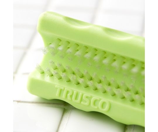 ネイルハンドブラシ　グリーン　TNHB-GN 1個