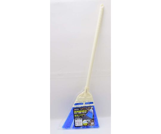 TAKAGI Shark Broom Small, suitable for sweeping up wet leaves 2051105 1 piece