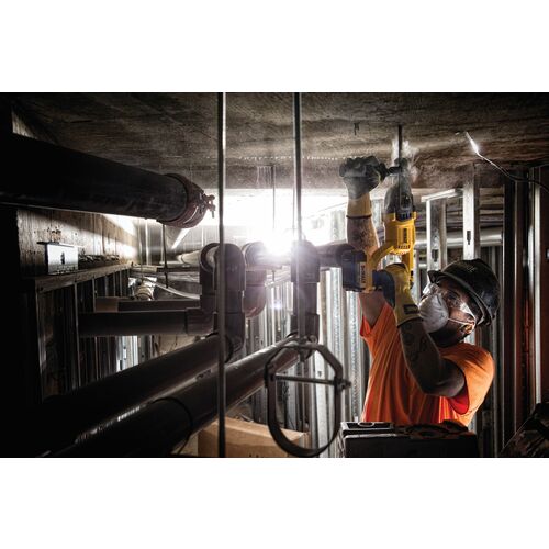 ＤＥＷＡＬＴ　１８Ｖブラシレス・ＳＤＳプラスハンマードリル（本体のみ）　DCH133NT-XJ　1 台