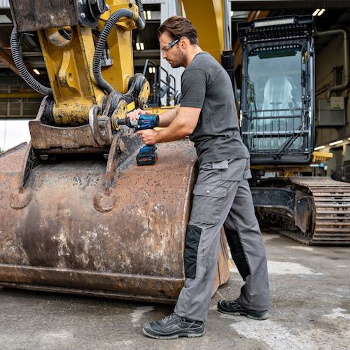 Bosch Cordless Impact Wrench GDS18V-1600HC 1 unit