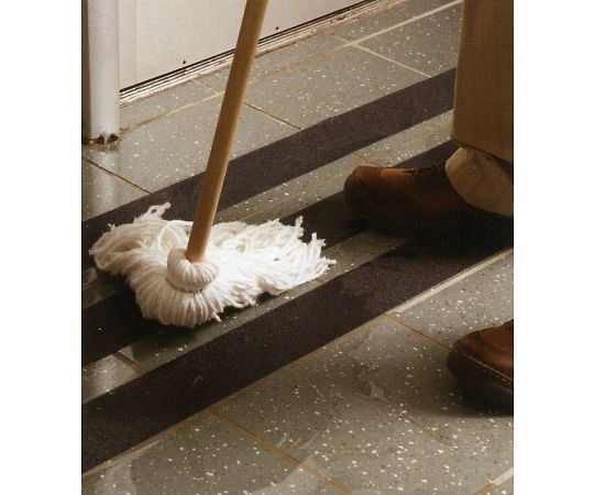 100mm x 18.3m Anti-slip tape (water and oil resistant/black) EA944DB-7 1 roll