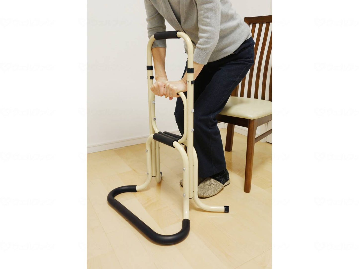 Unitrend Okiraku Standing Handrail Beige