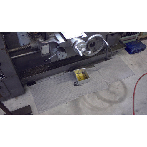 テラモト　吸油シート（オイル・水両用）３００×４００ｍｍ　　（１１０枚入）　MR-939-402-0　1 箱