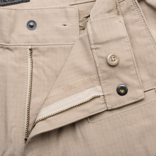 ５．１１　ストライクパンツ　Ｗ　Ｆｌｅｘ−Ｔａｃ　カーキ　３８　74369-055-38-30　1 着