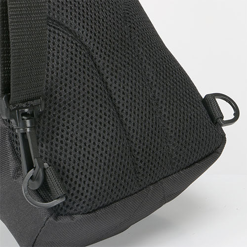 Kajimeiku 9105 Body Bag Khaki 4L 9105-14-4L 1 piece