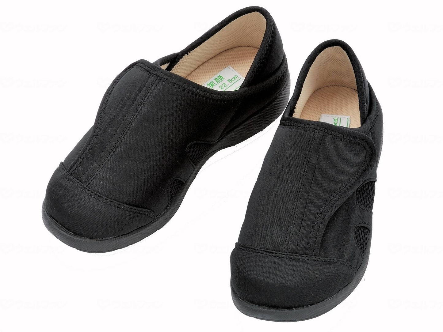 神戸生絲「あし笑顔」かかとが踏めるﾙｰﾑｼｭｰｽﾞ ﾌﾞﾗｯｸ 3L