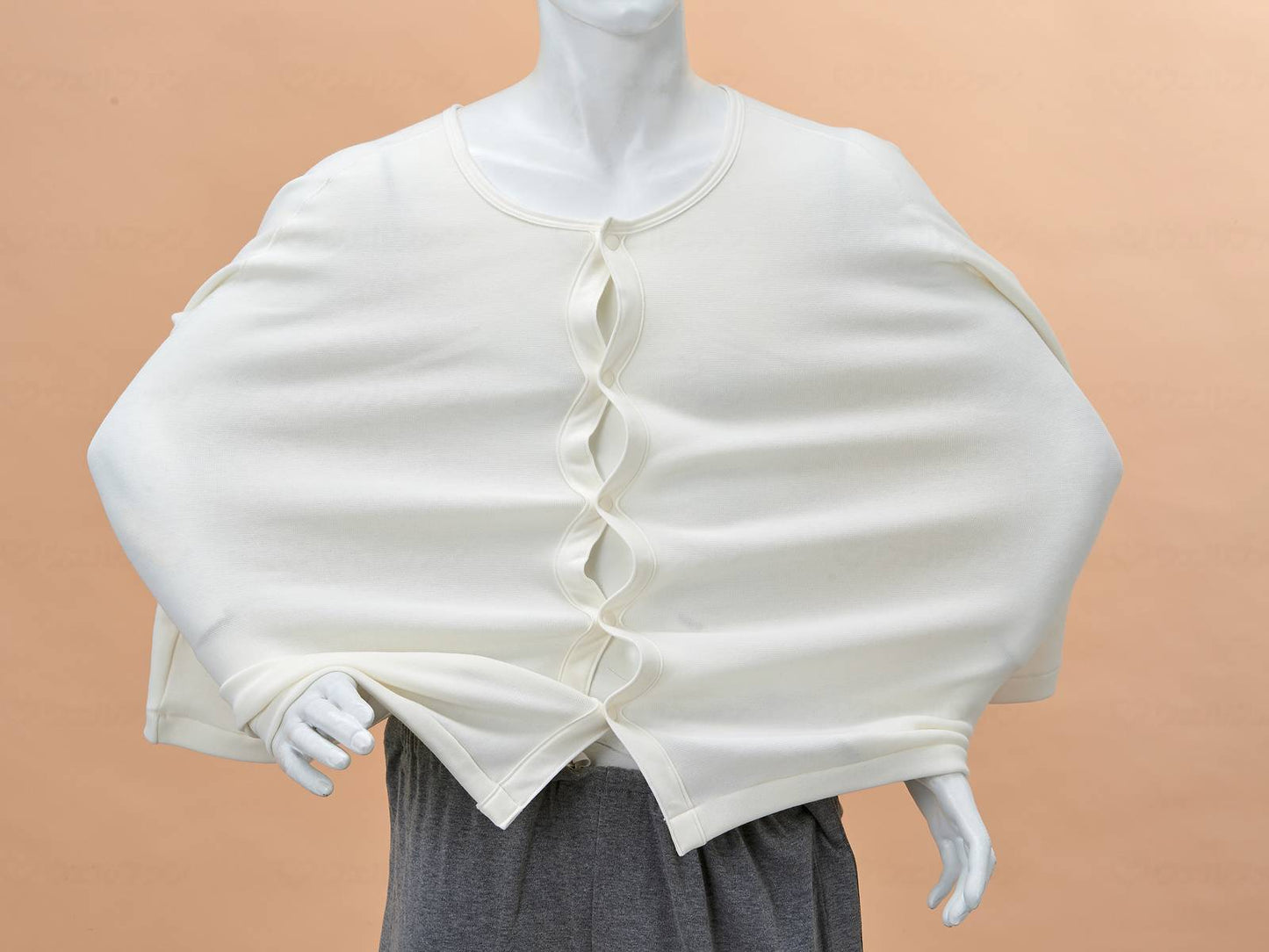 고베 이쿠 신사 노비노비 닛타치 속옷 7 분 소매 (넉크 포함)