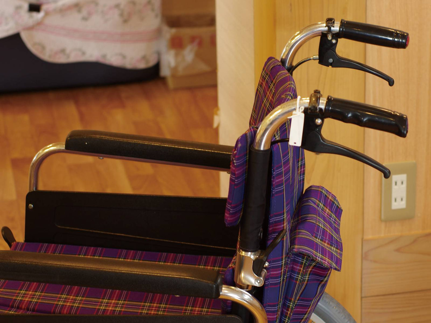 未来工業ﾈｰﾑﾌﾟﾚｰﾄ(ﾜﾝﾀｯﾁﾀｲﾌﾟ) 袋 4.2×1.5cm